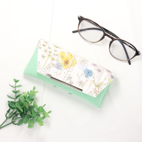 ちょうどいいが見つかる☆ セミハード シンプル眼鏡ケース リバティ  