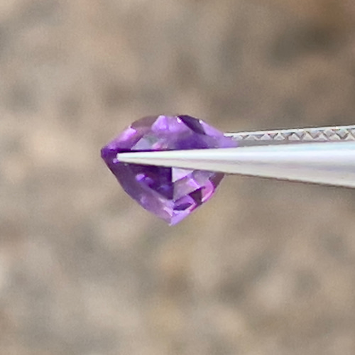 アメジスト ルース(裸石) 1.04ct オーバル (アメシスト/紫水晶