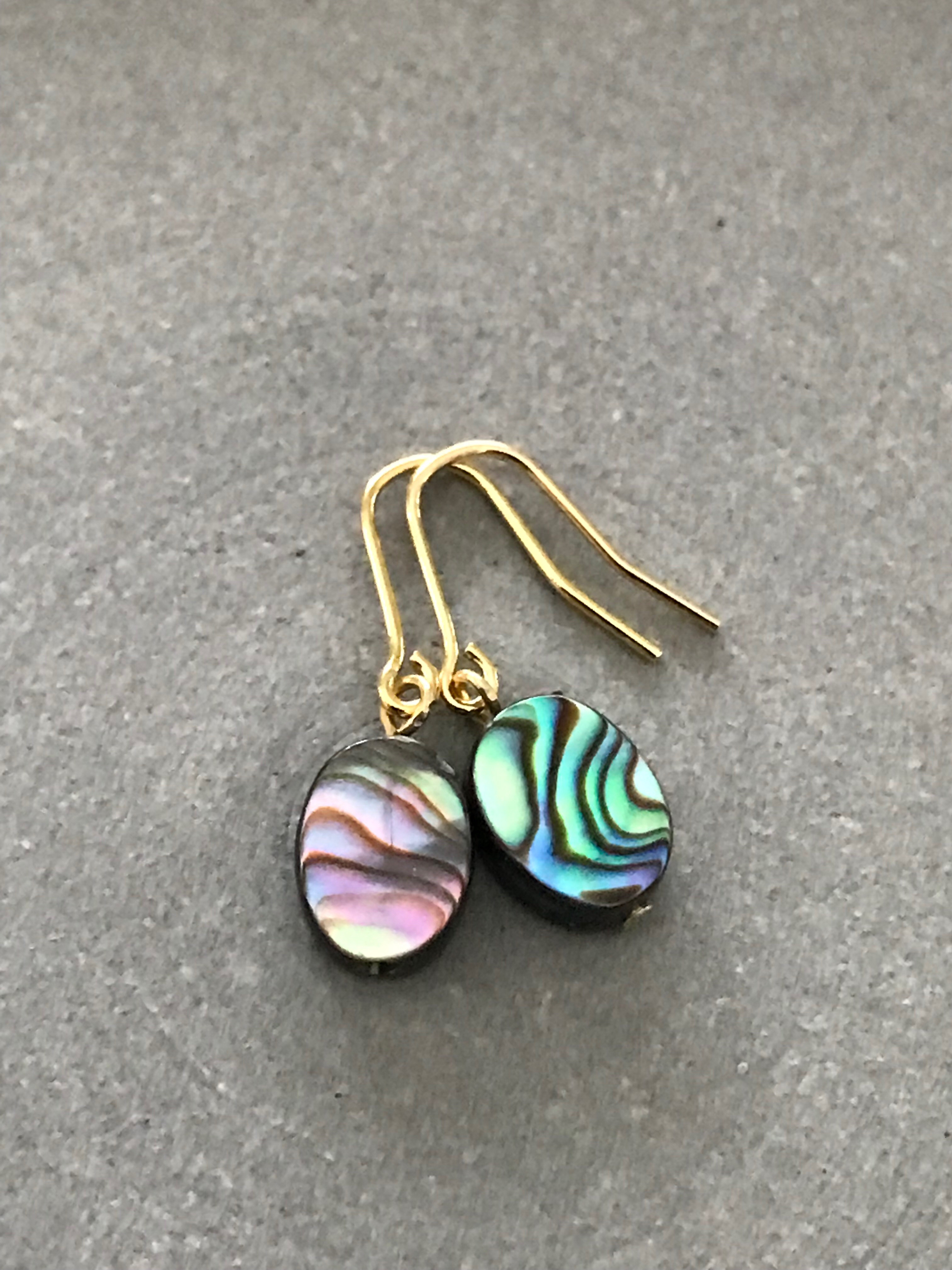 オーバル型のアバロンシェル♚ピアス/ノンホールピアス