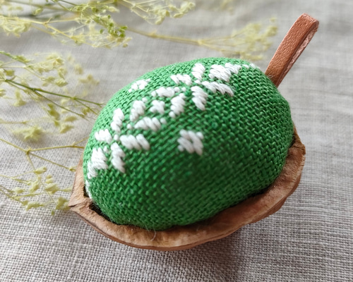 くるみのこぎんピンクッション（黄緑） その他インテリア雑貨 Otto