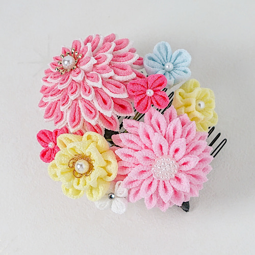 つまみ細工髪飾り 和装髪飾り 髪飾り 成人式 卒業式 七五三 髪飾り 髪飾り白 髪飾り赤 色打掛髪飾り 成人式髪飾り 卒業式髪飾り