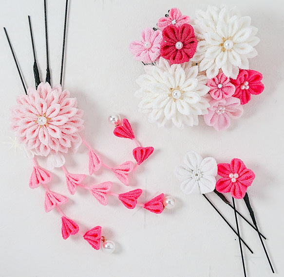 つまみ細工　ピンクの髪飾り　5点セット つまみ細工 ピンクの髪飾り 5点セット