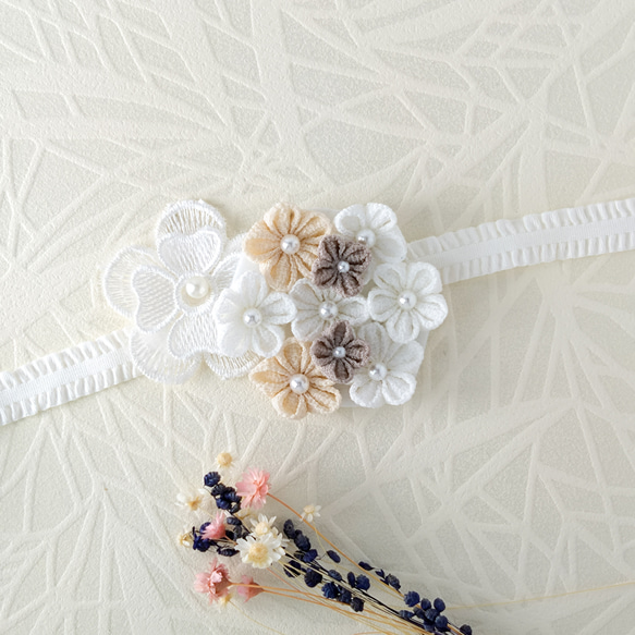 つまみ細工】オーガンジーレースとミニブーケのヘアバンド ナチュラル