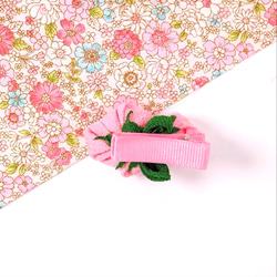 【つまみ細工】ミニバラのベビークリップ  濃いピンク　キッズ　ひなまつり　初節句　おめかし　セレモニー 6枚目の画像