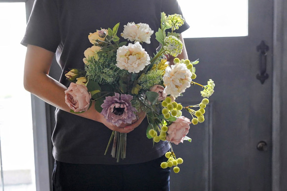 ダスティーピンクブーケ　ナチュラルブーケ　アーティフィシャルフラワー　ウエディングブーケ　造花 3枚目の画像