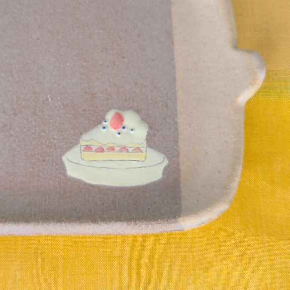 耳付き長角皿　ショートケーキ 2枚目の画像