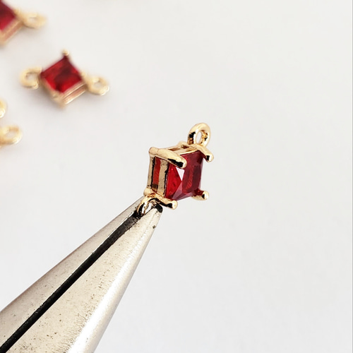 4個 コネクター ひし形 ダイヤ ガラス 多面カット パーツ