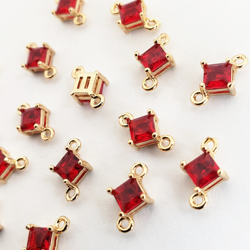 K18ひし形デザインゴールドチャーム 2405K2504 K18ひし形デザイン