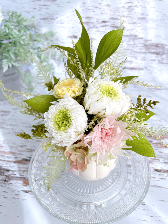 小さな輪菊の仏花アレンジ〜グリーン　　/プリザーブドフラワー/お悔やみ/仏花/御供え 6枚目の画像