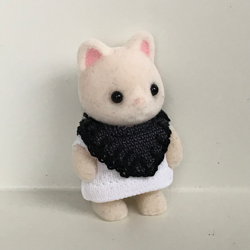 シルバニア着せ替え服】赤ちゃんサイズ☆黒レース糸のライン