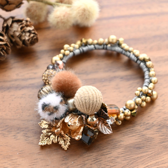 新品✨フォクシー ミンクファー ブレスレット シュシュ アクセサリー ネイビー 新品✨フォクシー ミンクファー ブレスレット シュシュ