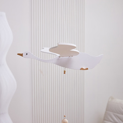 創造的な木製の白鳥、空中装飾品、飛んでいる木製の鳥 3枚目の画像