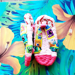 【18.5㎝】ピンク系の草鞋＋カラフルモンスター鼻緒の布草履 5枚目の画像
