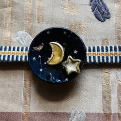 ビンテージ素材のロマンティックな月と星の帯留め「久遠のカリスマ」 9枚目の画像