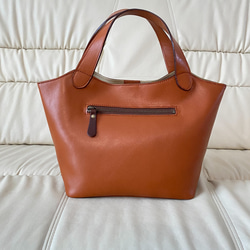 日本製　お出かけに最適なサイズ感でマルチに活躍する本革 トートバッグ Marle=マール選べる13色　受注製作 15枚目の画像