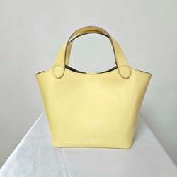 日本製　お出かけに最適なサイズ感でマルチに活躍する本革 トートバッグ Marle=マール選べる13色　受注製作 13枚目の画像