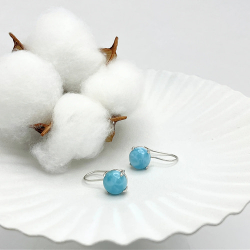 世界三大 癒しの石】ラリマー(8mm)の軽やかフックピアス／silver925