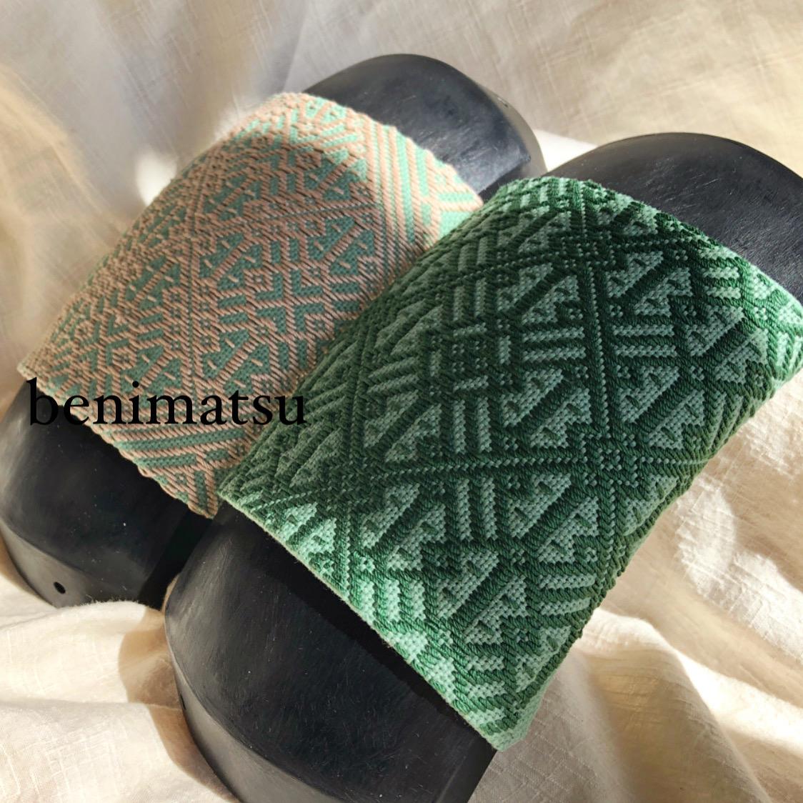 こぎん刺し三味線胴掛け-8)連続フクベ(淡緑布-生成糸)