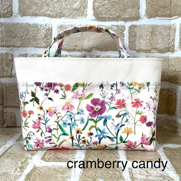 オーダーページ（リバティ生地を使ったバッグインバッグ） オーダーページ（リバティ生地を使ったバッグインバッグ） リバティ