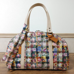 ♥︎ハンドメイド♥︎レア生地使用、ハートパッチのギョウザ型ボストンバッグ、Dカン付き 限定展開】SATIN BALLOON SHOULDER BAG｜CONVERSE TOKYO