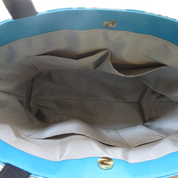 リバティ帆布  A4サイズ　ショルダートートバッグ(アーカイブライラック・ターコイズ）マグネットタイプ 4枚目の画像