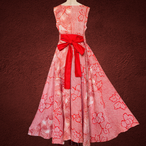 着物リメイクワンピース♪82♪総絞り♪117cm 着物リメイクワンピース♪82♪