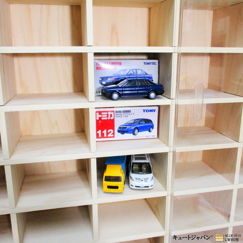 160台 トミカ収納ケース アクリル障子付 メープル色塗装 日本 160台 トミカ収納ケース アクリル障子付 メープル色塗装 日本