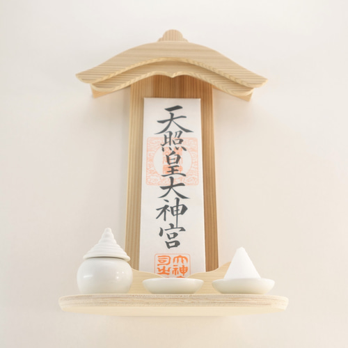 御札立て《からはふ》神具3点セット 壁掛け可 極小神棚 モダン 御札立て《からはふ》神具3点セット 壁掛け可 極小神棚 モダン