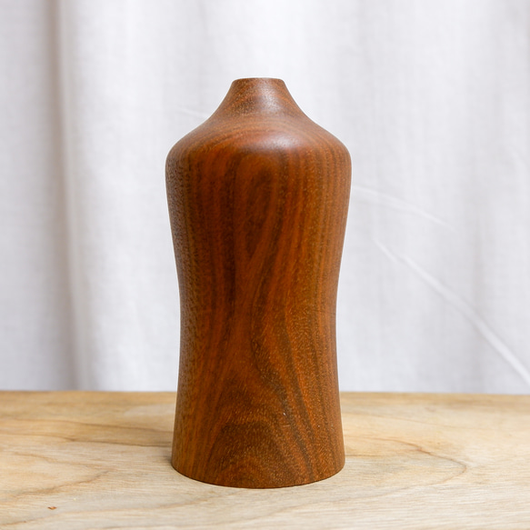無垢の木の一輪挿し・ウォールナット１（ドライフラワー専用）花器　花瓶 1枚目の画像