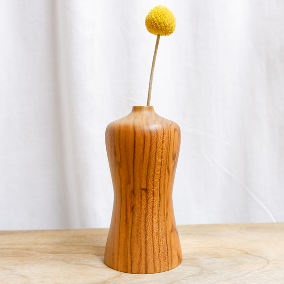 無垢の木の一輪挿し・山桜３（ドライフラワー専用）花器　花瓶　ヤマザクラ 1枚目の画像