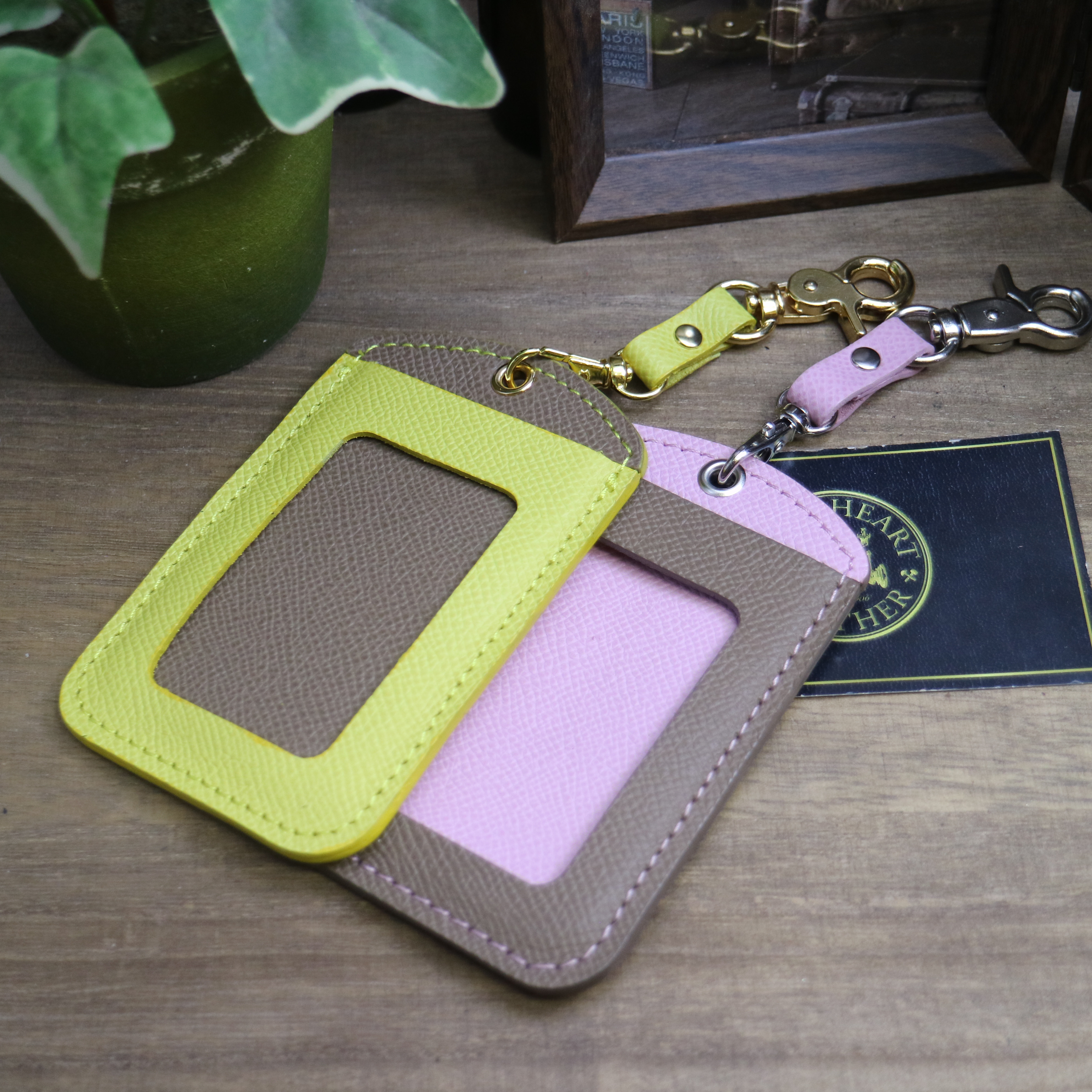 パスケース　バイカラー　高級皮革 ヴォーエプソン仕様