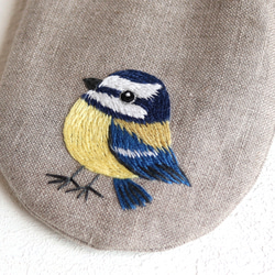 【野鳥図鑑シリーズ】アオガラさんの刺繍リネンミニ巾着 2枚目の画像