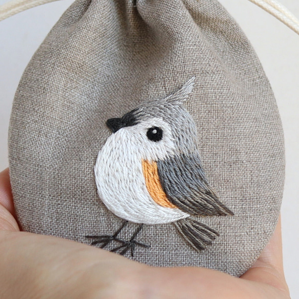 【野鳥図鑑シリーズ】エボシガラさんの刺繍リネンミニ巾着 6枚目の画像