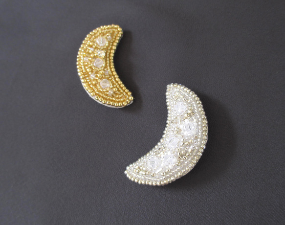月ブローチ ビーズ刺繍 スワロフスキー使用　シルバー ☽ 14枚目の画像