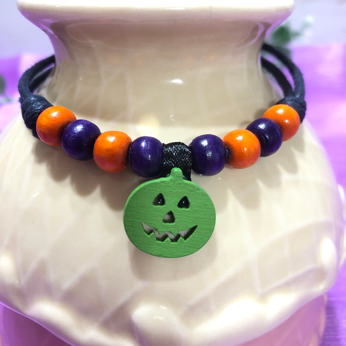送料無料】✝️ハロウィンウッドビーズ✝️業務用チョーカー【18本