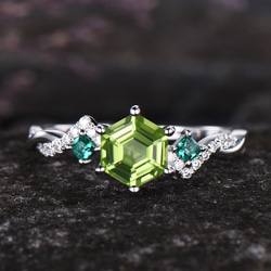 鑑定書付き」K18 高貴 天然エメラルド 天然ダイヤモンド 指輪 高品質な