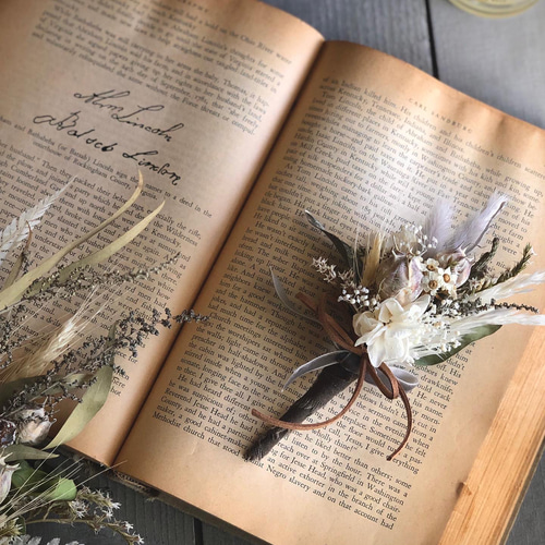アネモネとスイートピー クラッチブーケ シルバーリーフ wedding 前