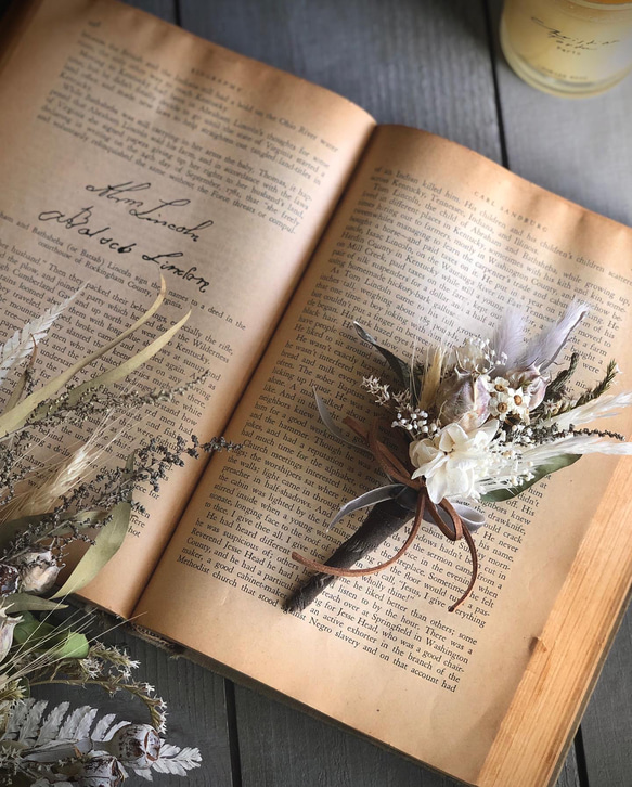 アネモネとたっぷりシルバーリーフのブーケ 