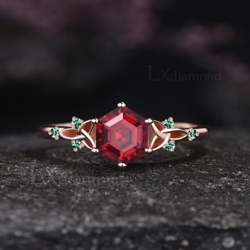 ユニークな 7 月の誕生石 ルビー リング 5 月の誕生石 エメラルド