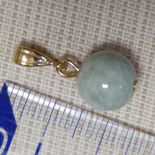 翡翠18金ペンダントトップ　10mm 翡翠 台湾翡翠 18金 ネックレストップ