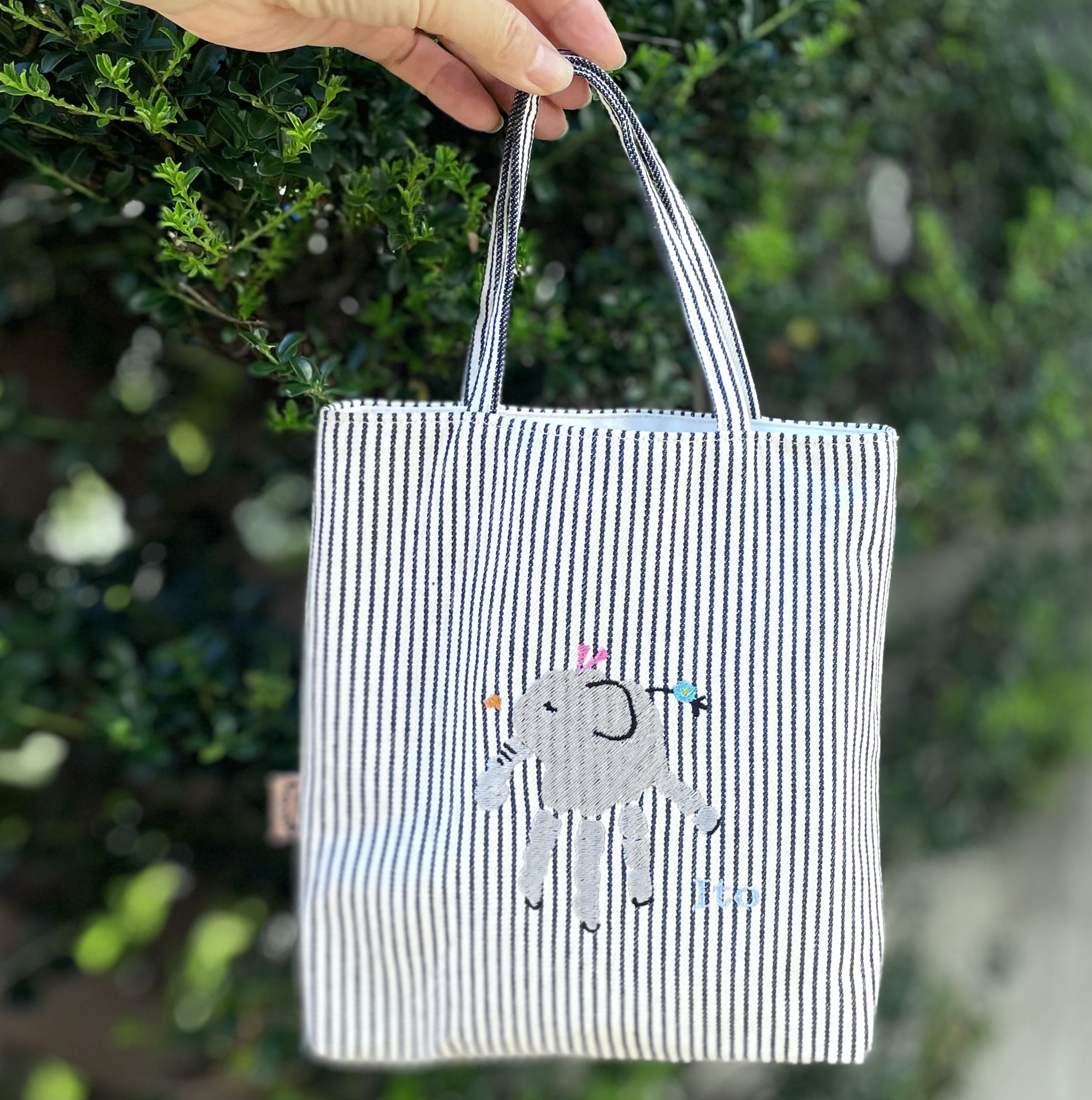 【オーダーメイド】手形アート象さんのストライプミニトートバッグ 4,896円