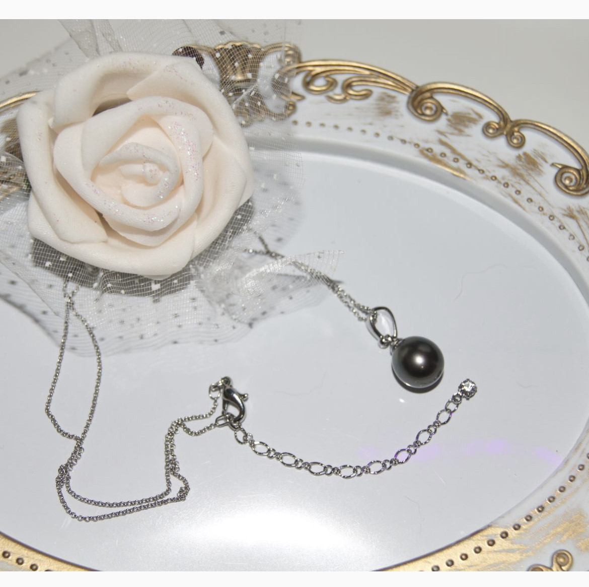 とても綺麗な珠♪本真珠　タヒチ真珠　9mm  一粒　本ロジウム　ネックレス