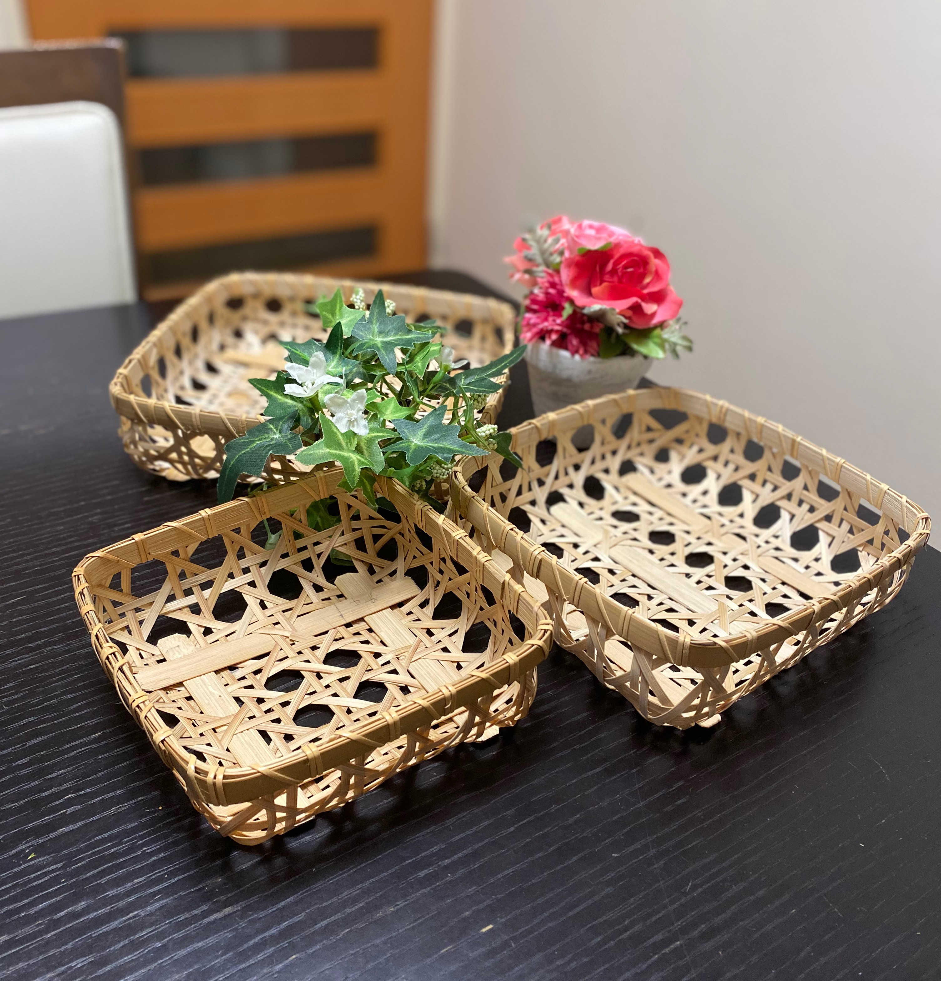 リッチな時間を楽しむ　八ツ目角型皿3枚組 18,000円