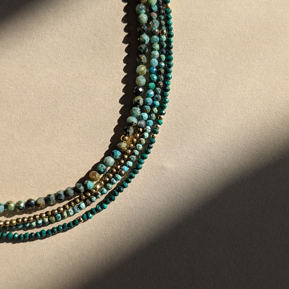 ✦再販まつり2026【14kgf】極小2㎜　細い　天然石アフリカンターコイズのネックレス　お守りアクセサリー（JS８） 13枚目の画像