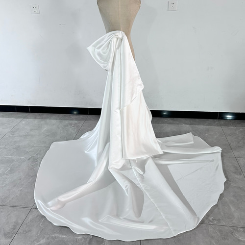 ふっくら柔らかなバックリボン ロングトレーン 取り外し 披露宴/結婚式  