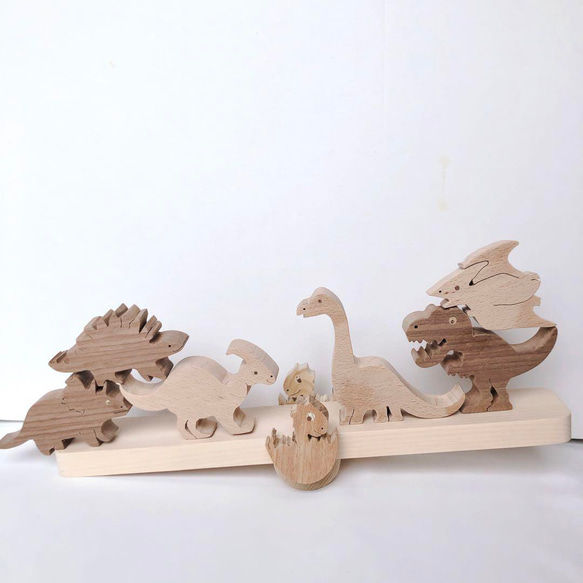 知育玩具　木製 　恐竜シーソー　グラグラゲーム　積み木　出産祝い 1枚目の画像