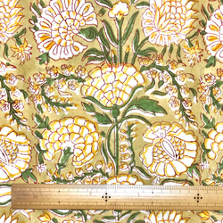 【50cm單位】沙黃白花印度手工版畫布料棉質 第6張的照片