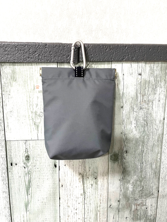 ナイロンオックス生地の消臭マナーポーチ　口大きめ　グレイ 3枚目の画像