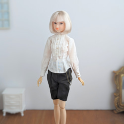 942【momokoDOLLシャツ】白のピンタックブラウス※1/6ドール服 3枚目の画像