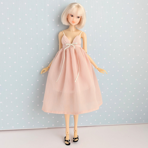 945【momokoDOLL アウトフィット】ピンクのシフォンのキャミ